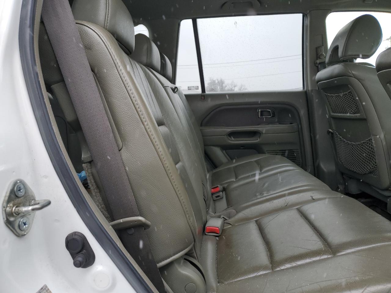 2006 Honda Pilot - Image 11