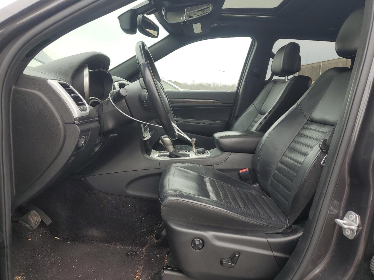 2018 Jeep Grand Cherokee - Image 7