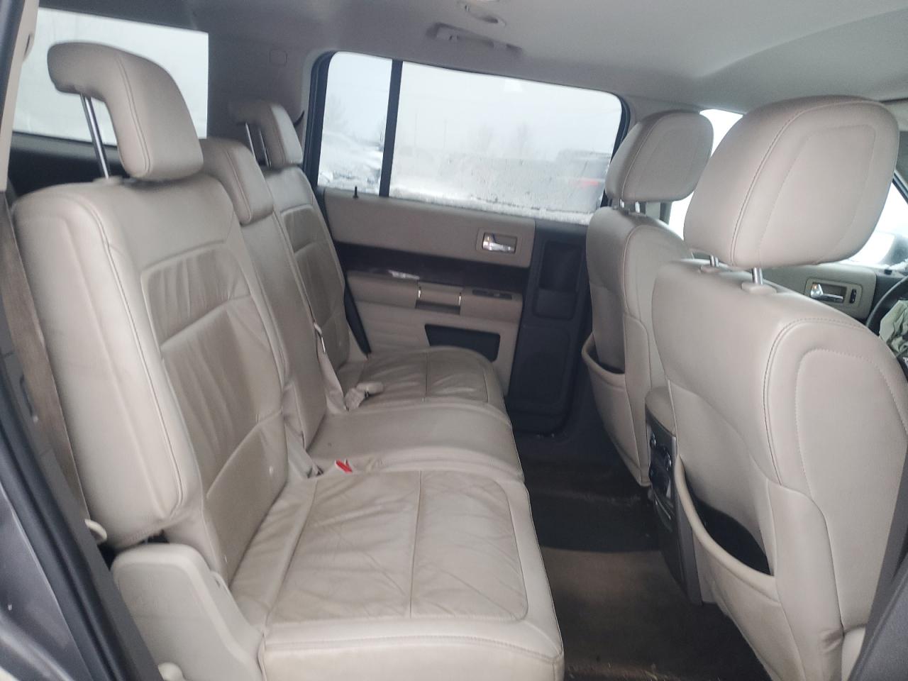 2010 Ford Flex - Image 11