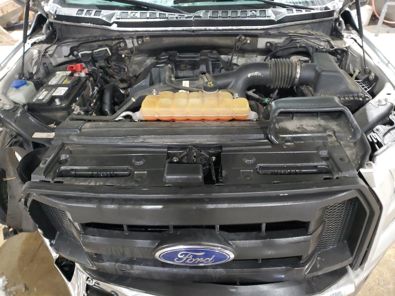 2015 Ford F-150 - Image 11