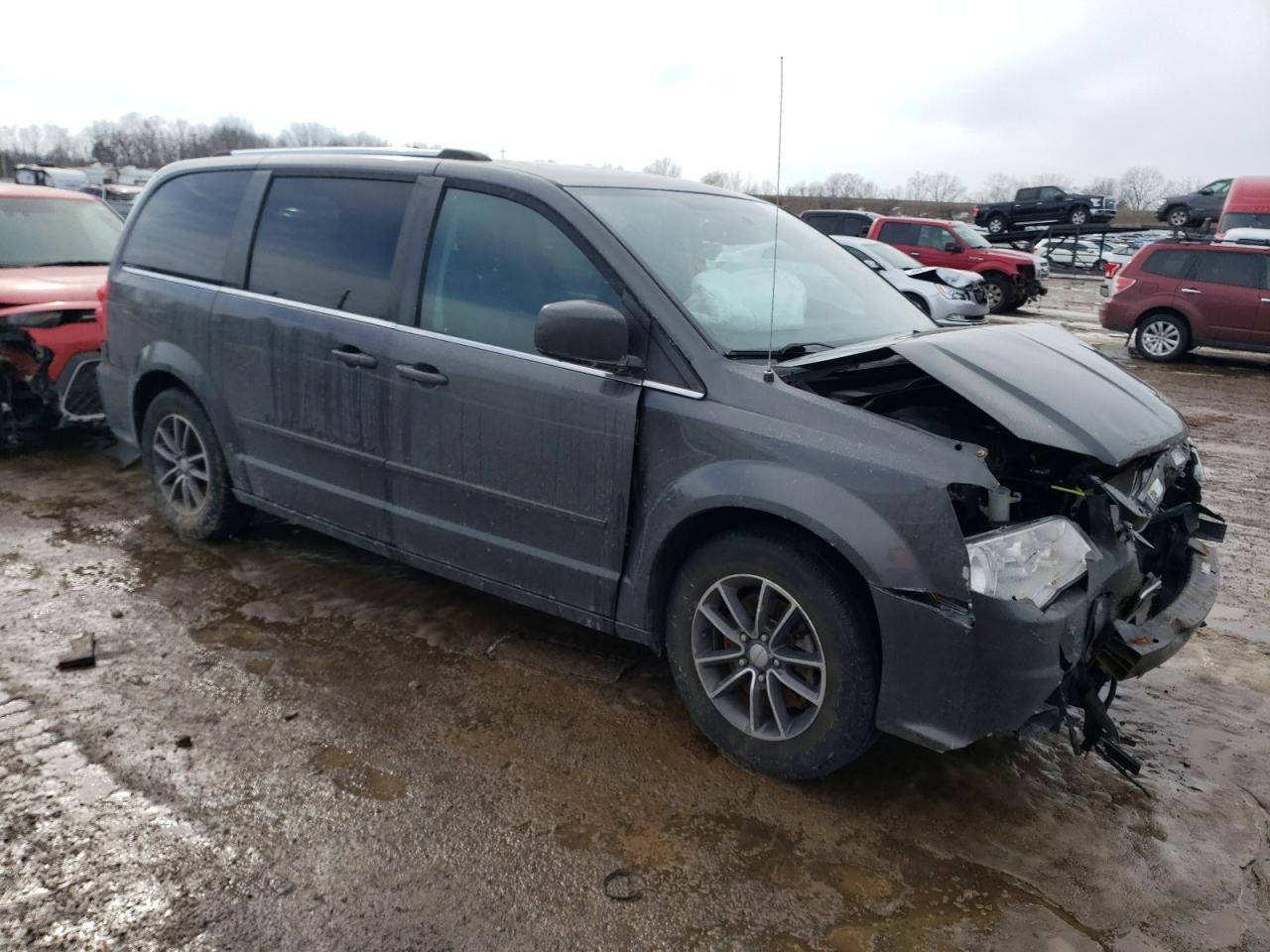 2016 Dodge Caravan - Image 4