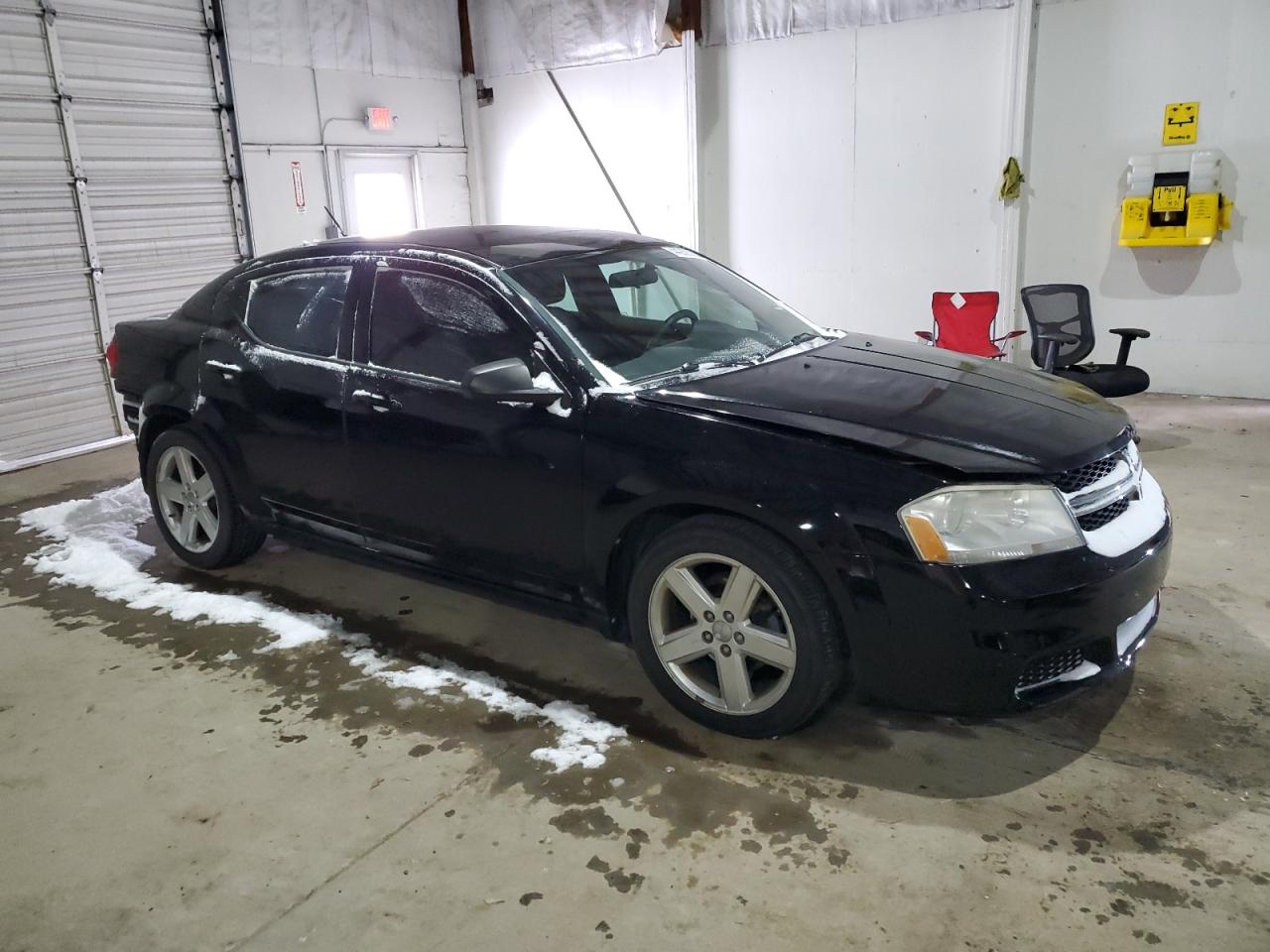 2013 Dodge Avenger - Image 4