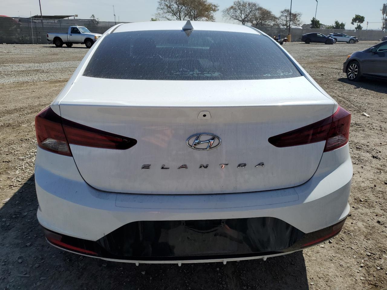 2020 Hyundai Elantra - Image 6