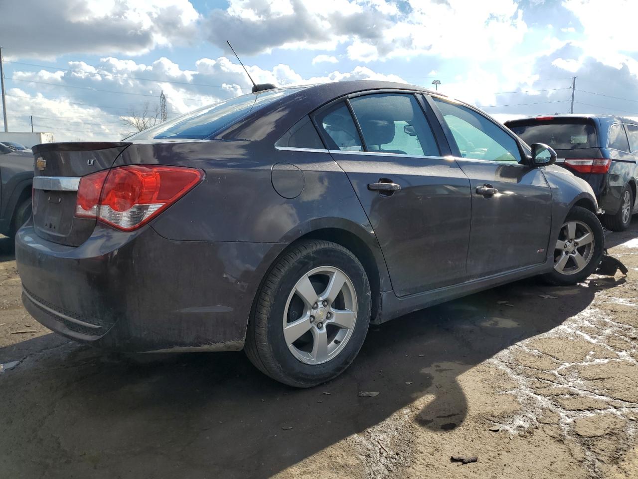 2015 Chevrolet Cruze - Image 3