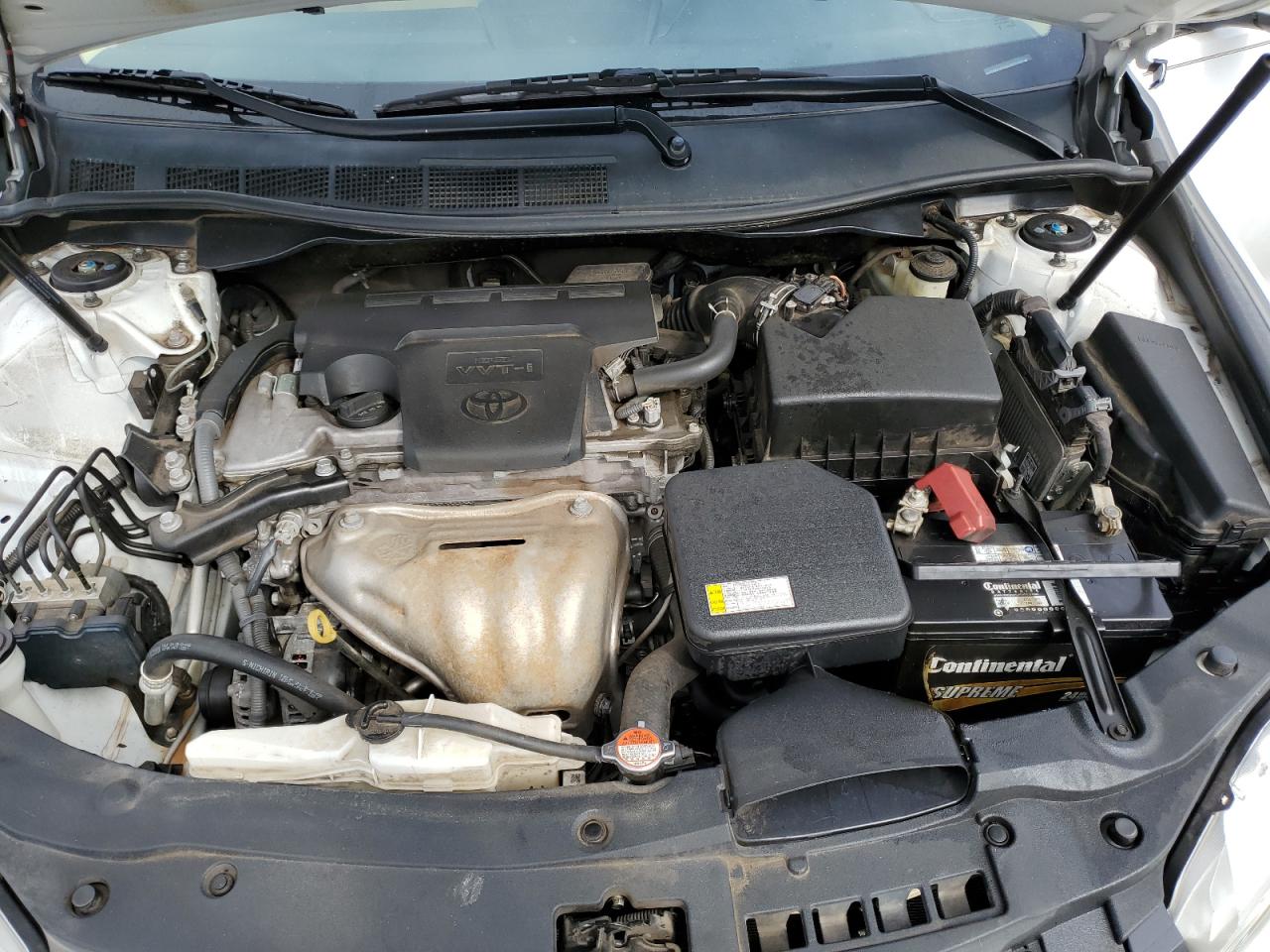 2016 Toyota Camry - Image 11
