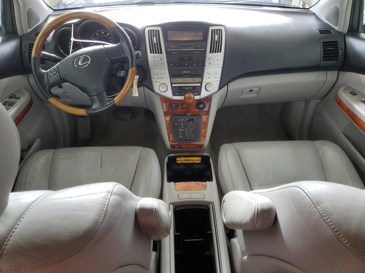 2004 Lexus RX - Image 8