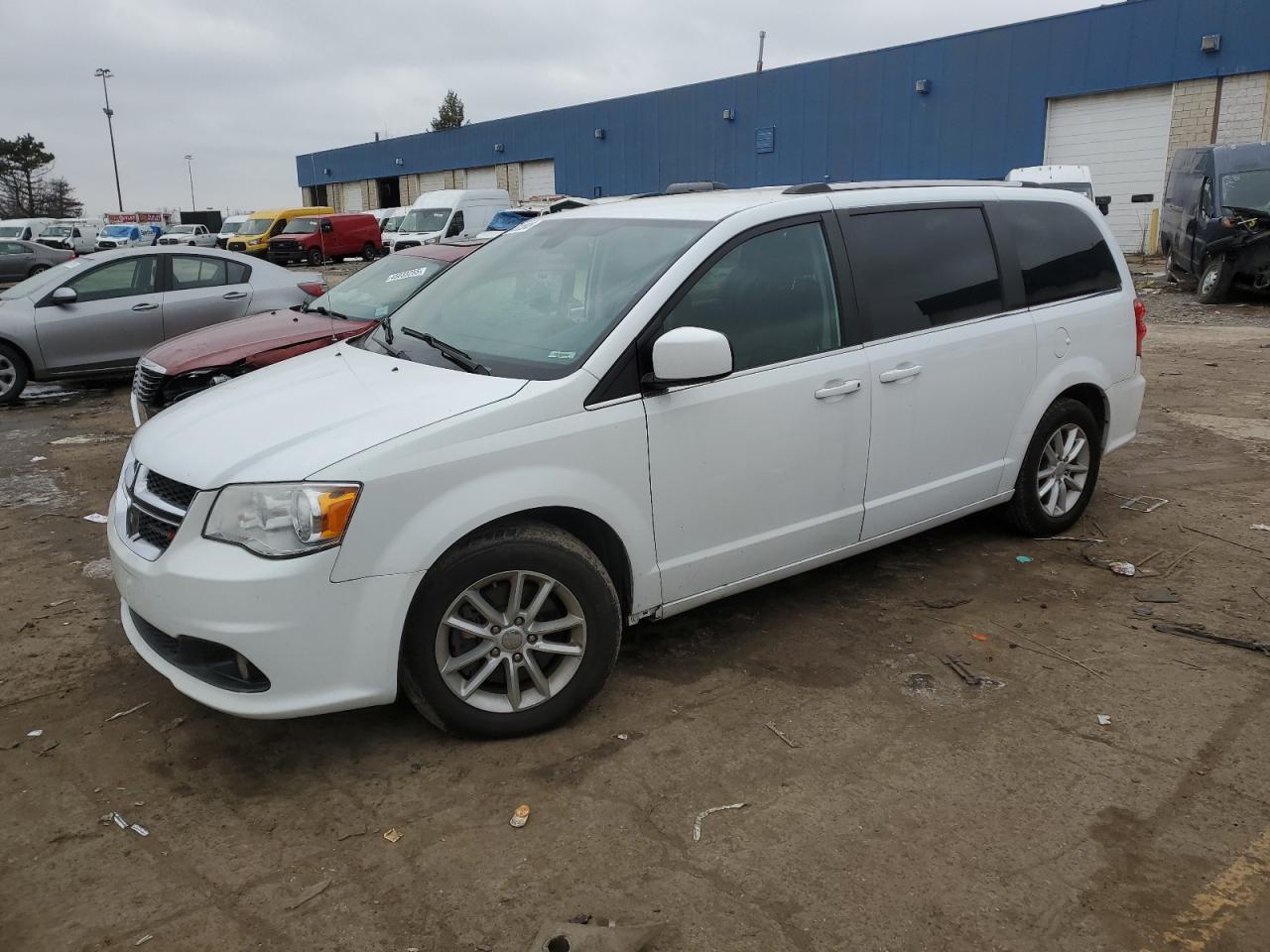 2019 Dodge Caravan - Image 1