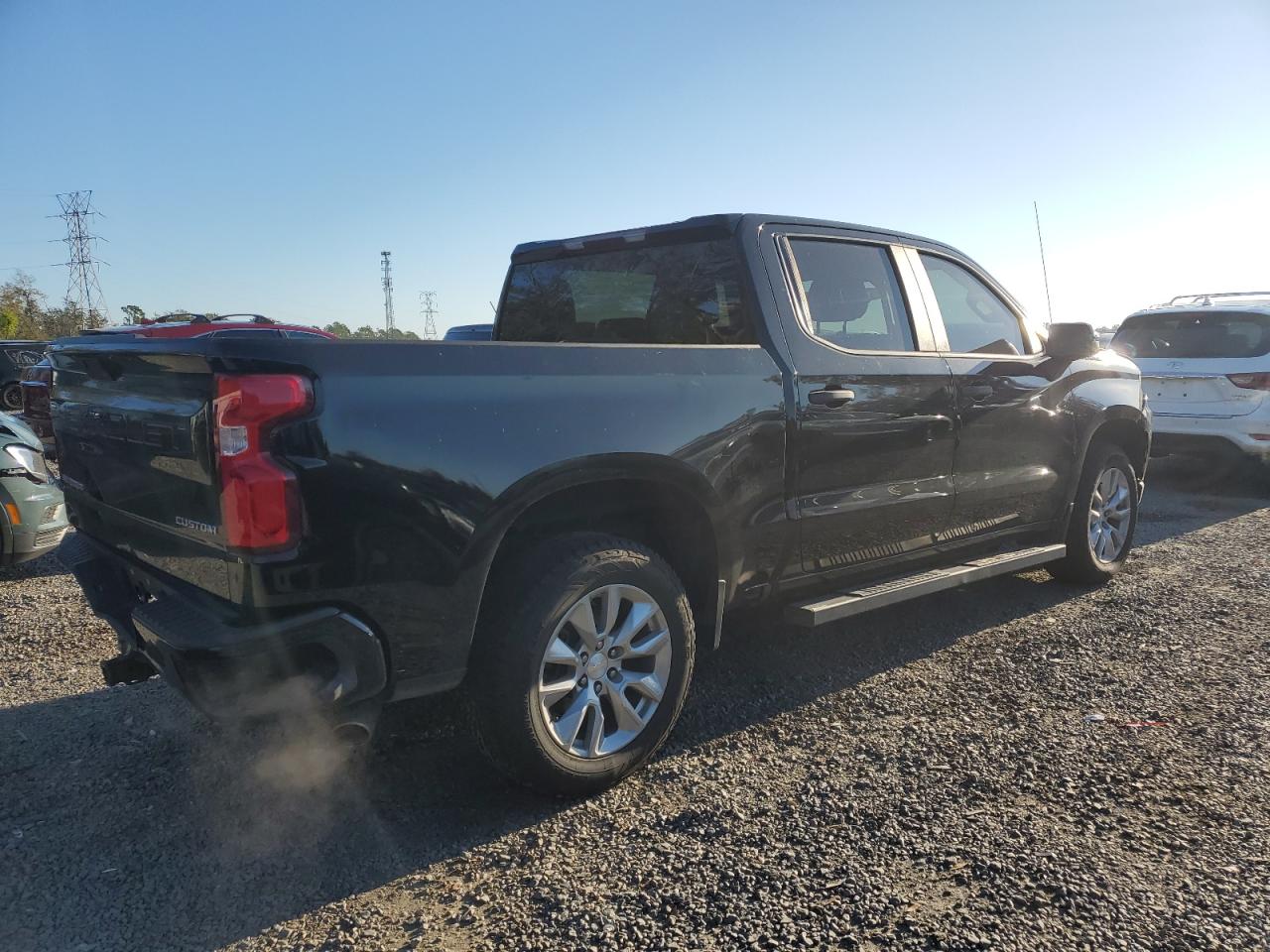2019 Chevrolet Silverado - Image 3
