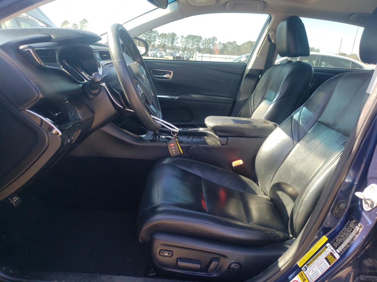2013 Toyota Avalon - Image 7