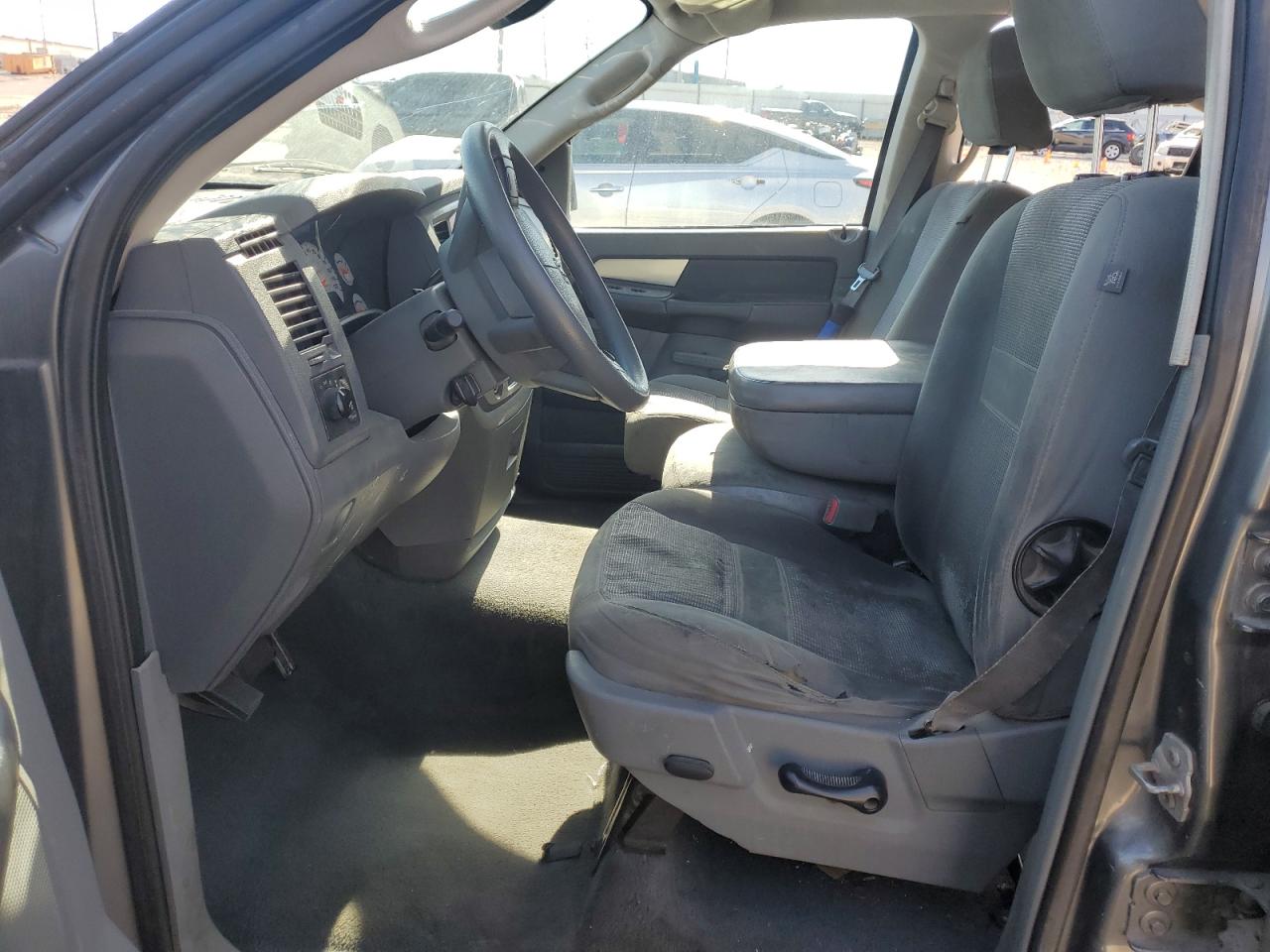 2007 Dodge RAM - Image 7