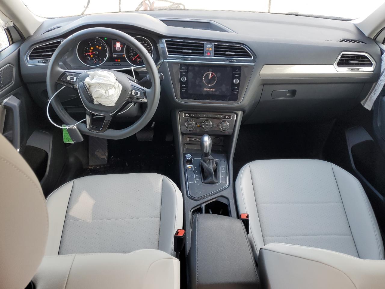 2020 Volkswagen Tiguan - Image 8