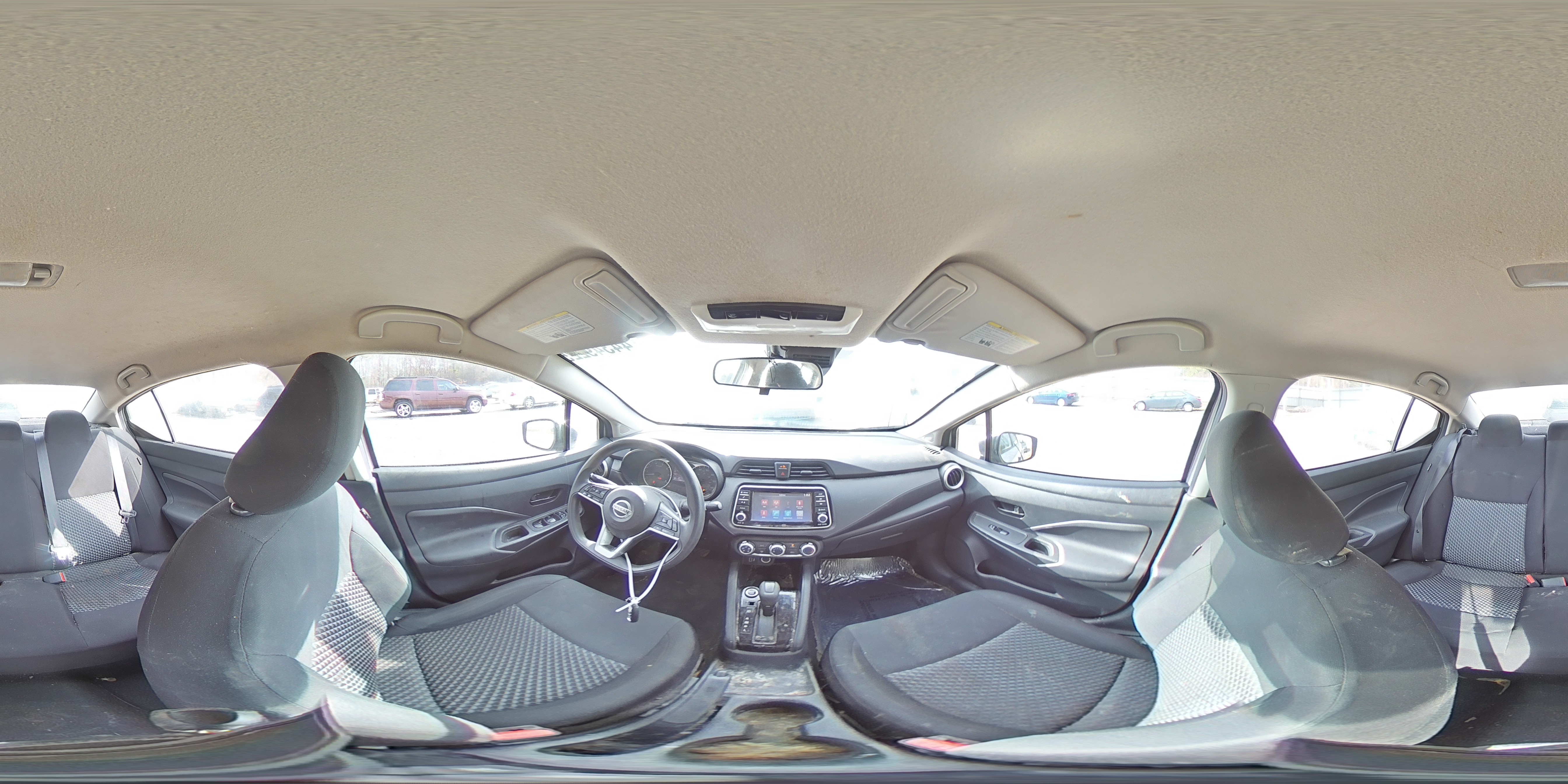 2021 Nissan Versa - Image 14