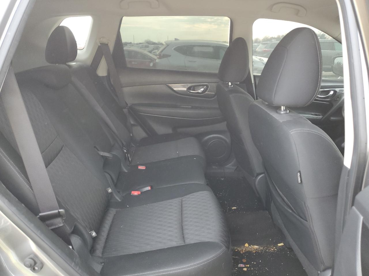 2019 Nissan Rogue - Image 11