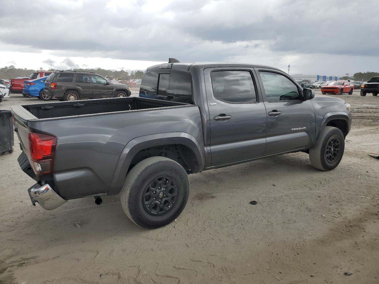 2021 Toyota Tacoma - Image 3