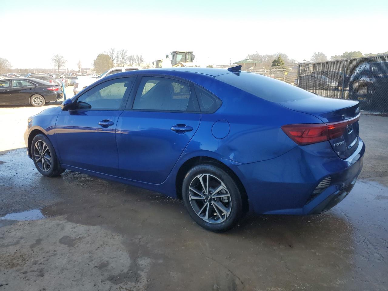 2024 Kia Forte - Image 2