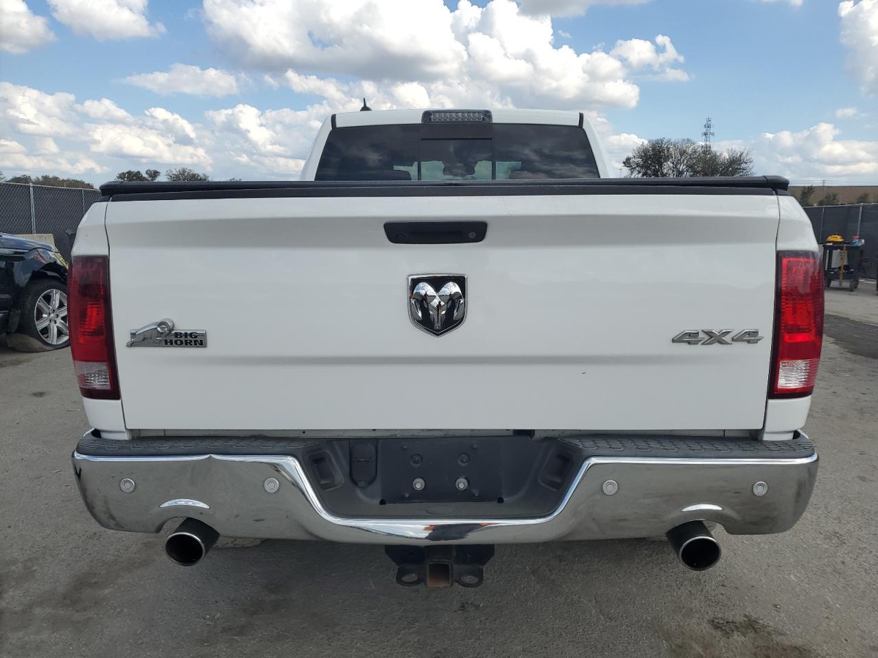 2017 RAM 1500 - Image 6