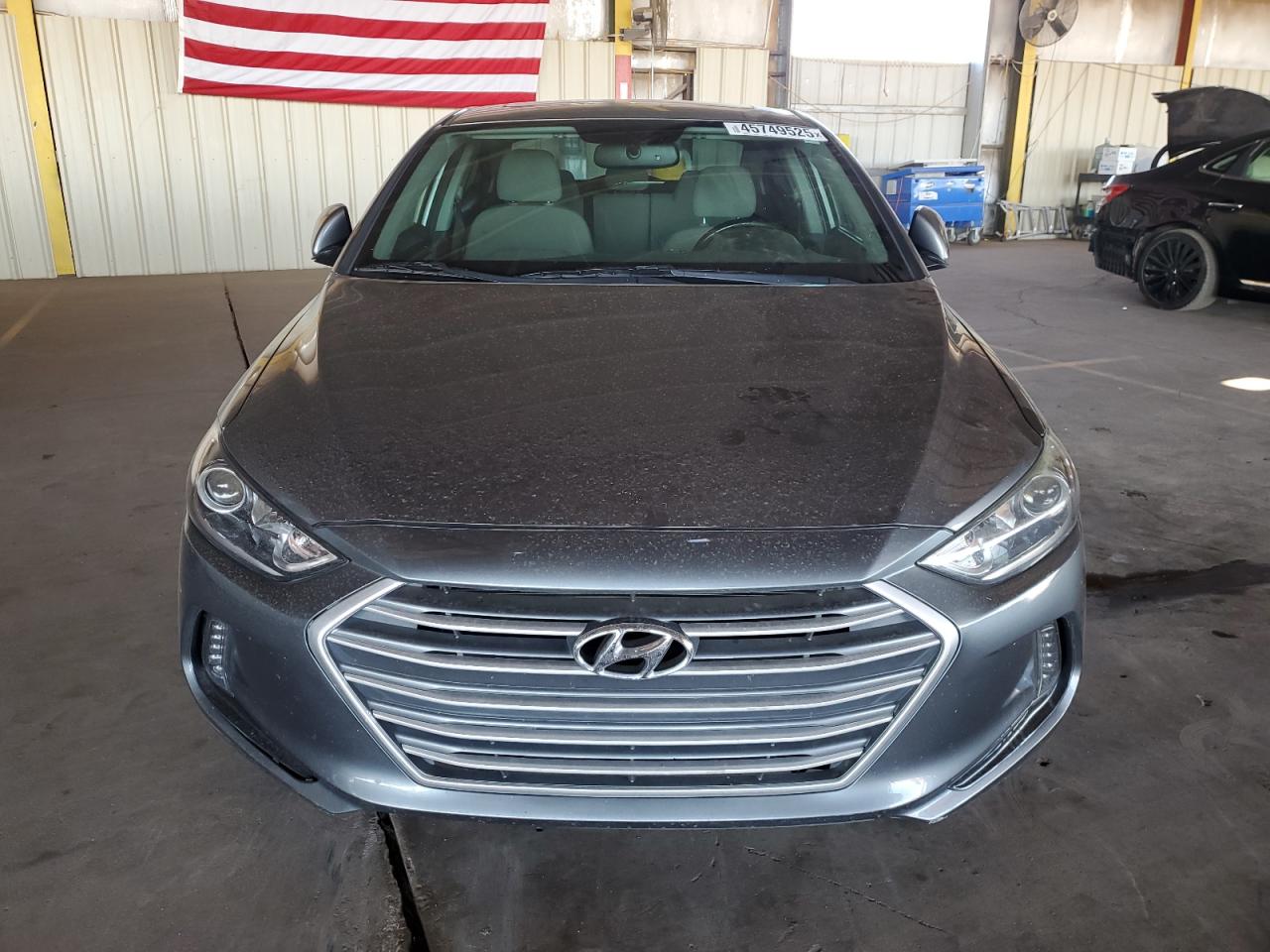 2018 Hyundai Elantra - Image 5