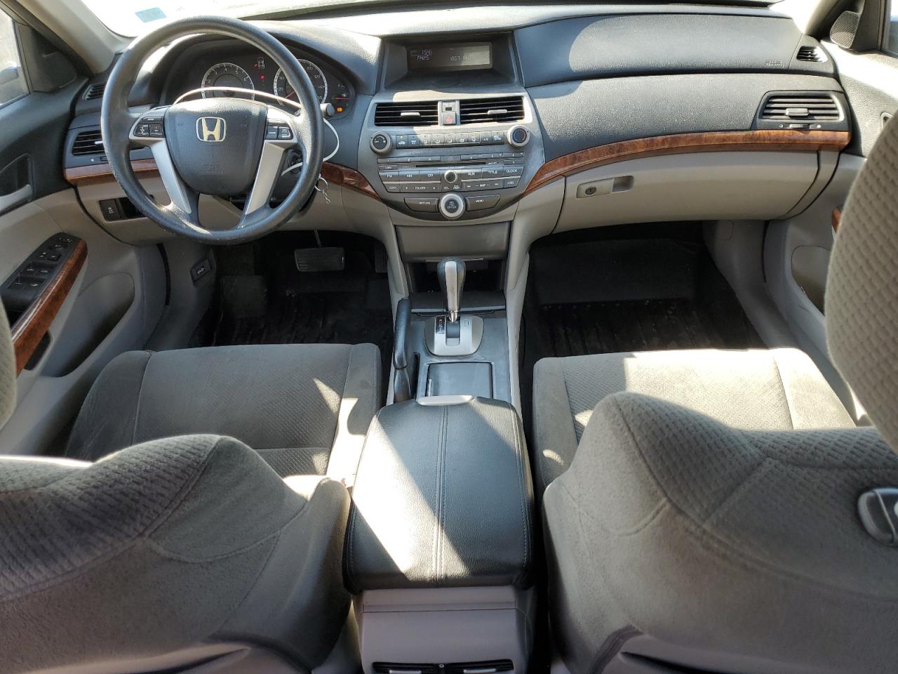 2012 Honda Accord - Image 8