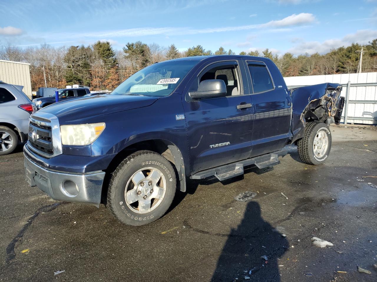 2010 Toyota Tundra Double Cab Sr5 იყიდება Exeter-ში, RI - Rear End