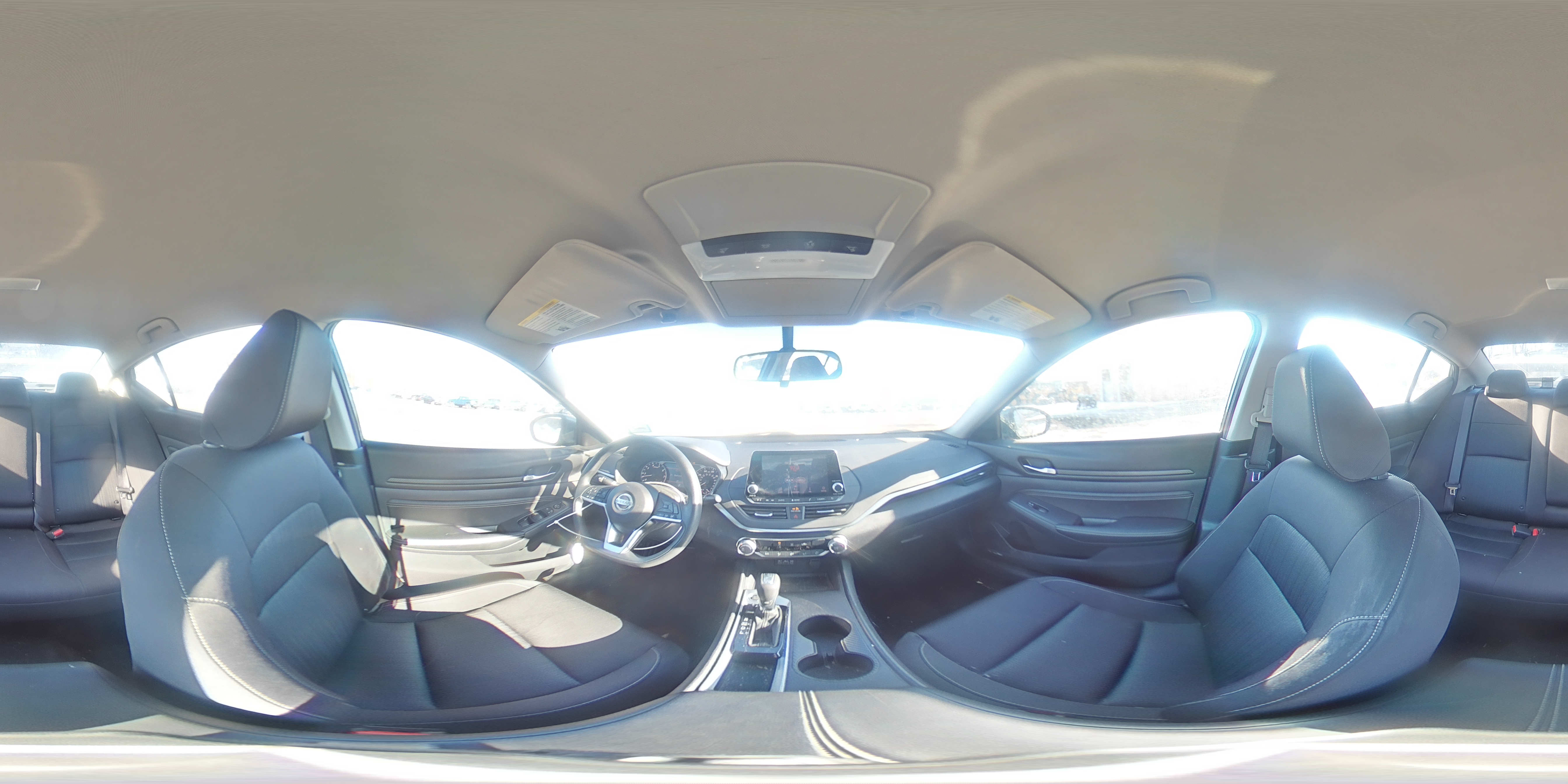 2019 Nissan Altima - Image 12