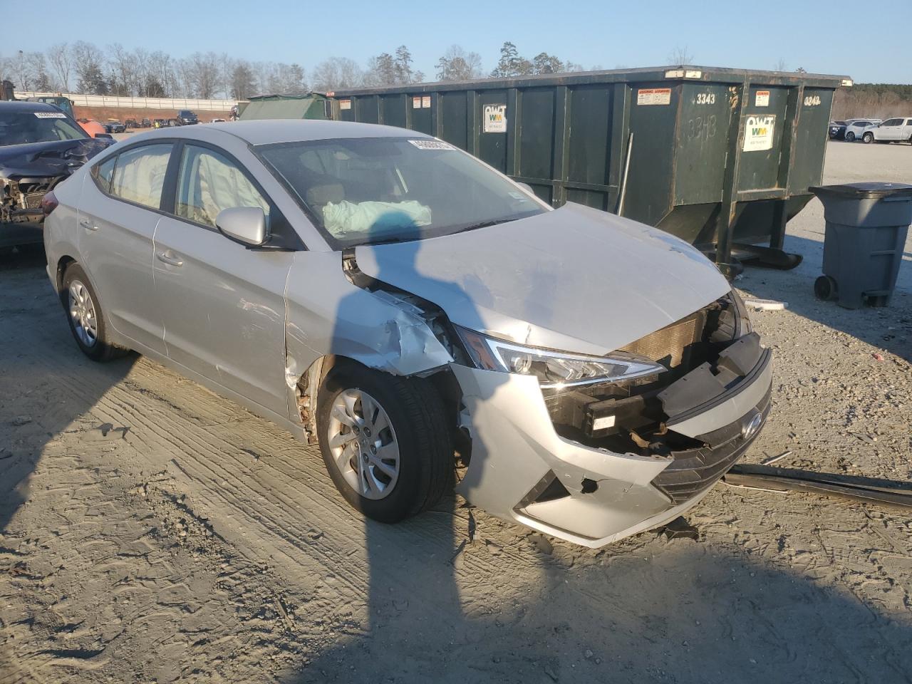 2019 Hyundai Elantra - Image 4