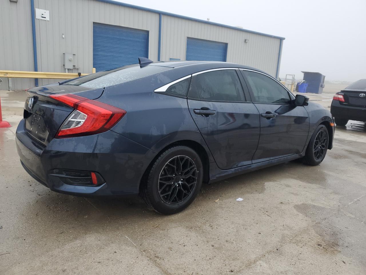2018 Honda Civic - Image 3