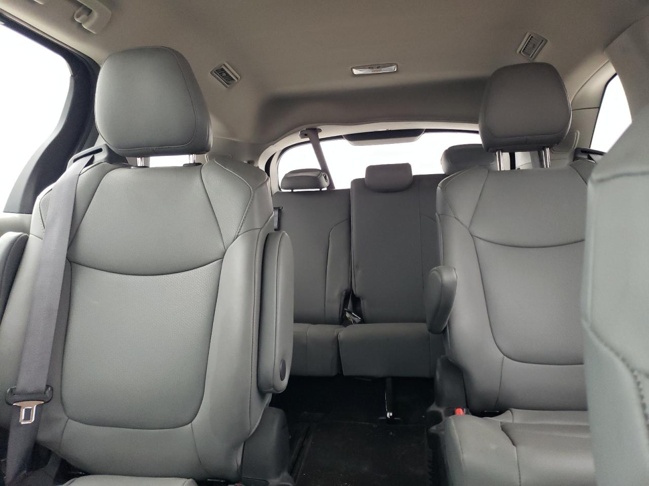 2022 Toyota Sienna Xle VIN: 5TDJSKFC3NS072682 Lot: 44154875