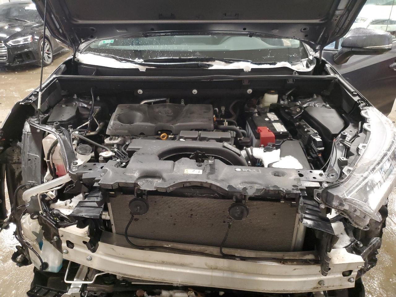 2021 Toyota RAV 4 - Image 12