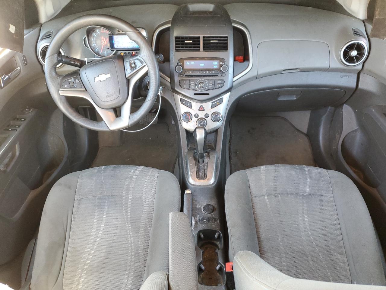 2015 Chevrolet Sonic - Image 8