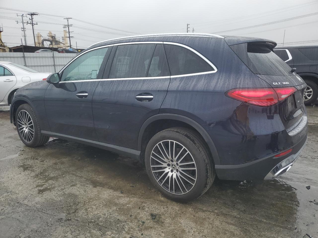 2024 Mercedes-Benz GLC - Image 2