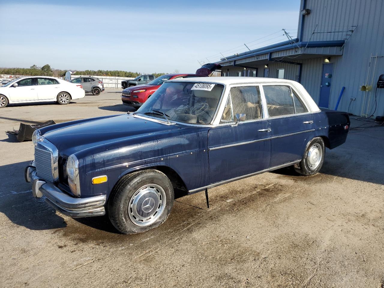 1972 Mercedes Benz 250 for Sale in Memphis, TN - Normal Wear