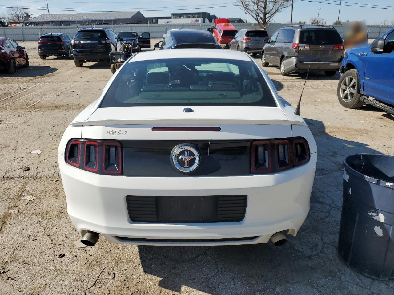 2014 Ford Mustang - Image 6