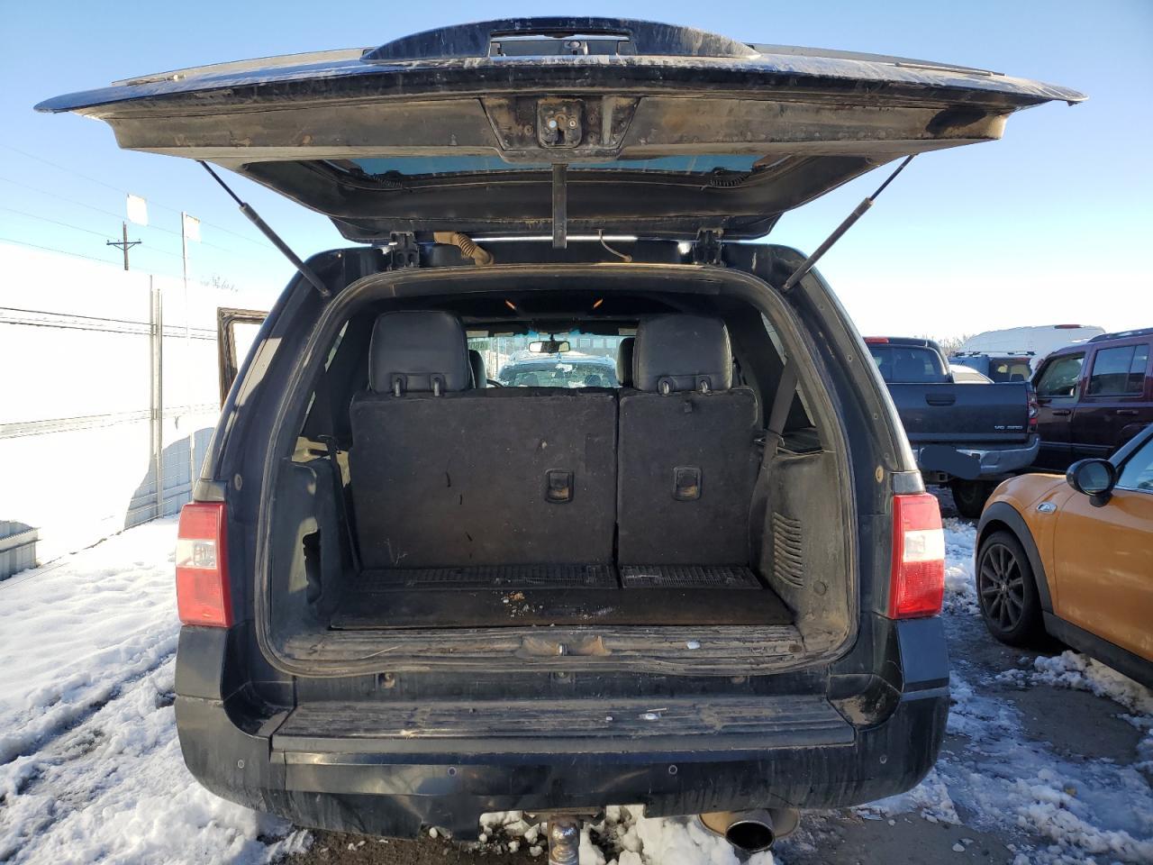 2016 Ford Expedition - Image 6