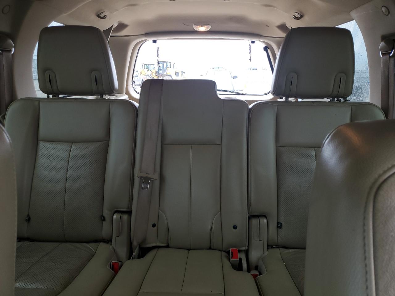 2014 Ford Expedition - Image 10