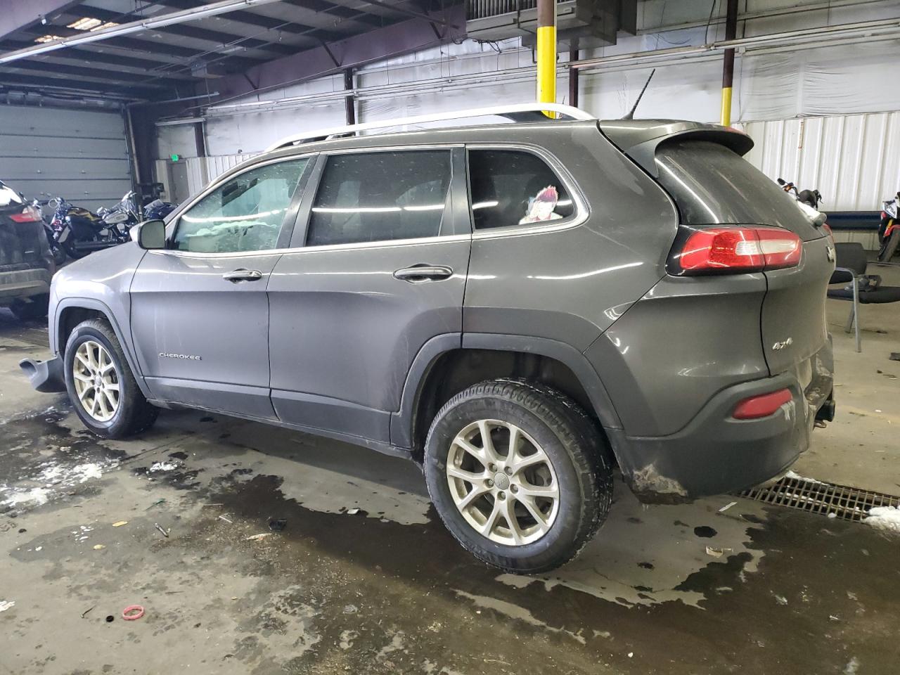 2014 Jeep Grand Cherokee - Image 2