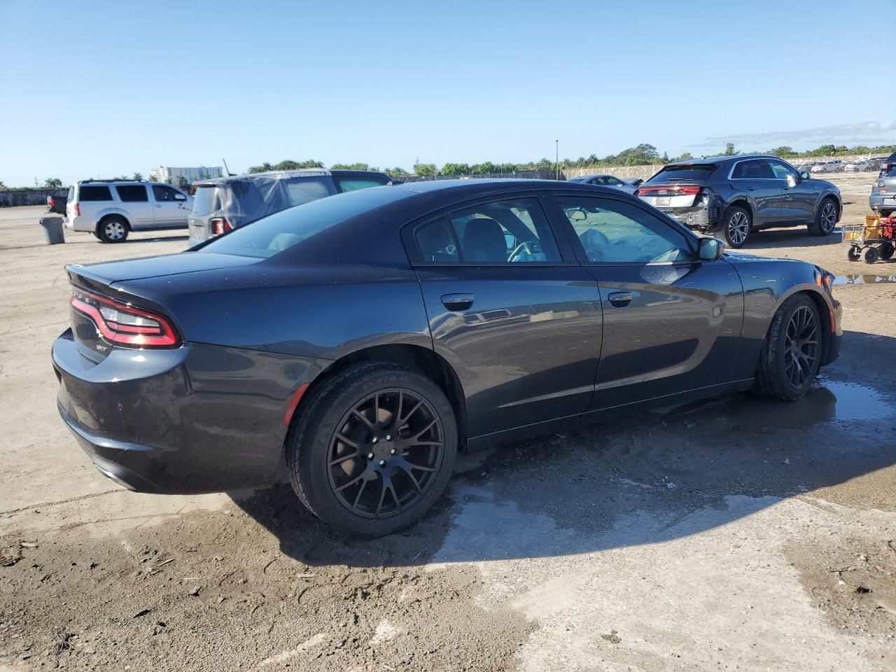 2018 Dodge Charger - Image 3