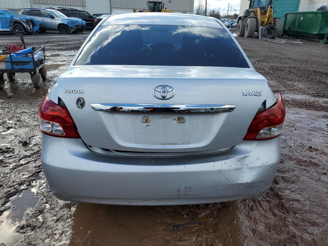 2009 Toyota Yaris - Image 6