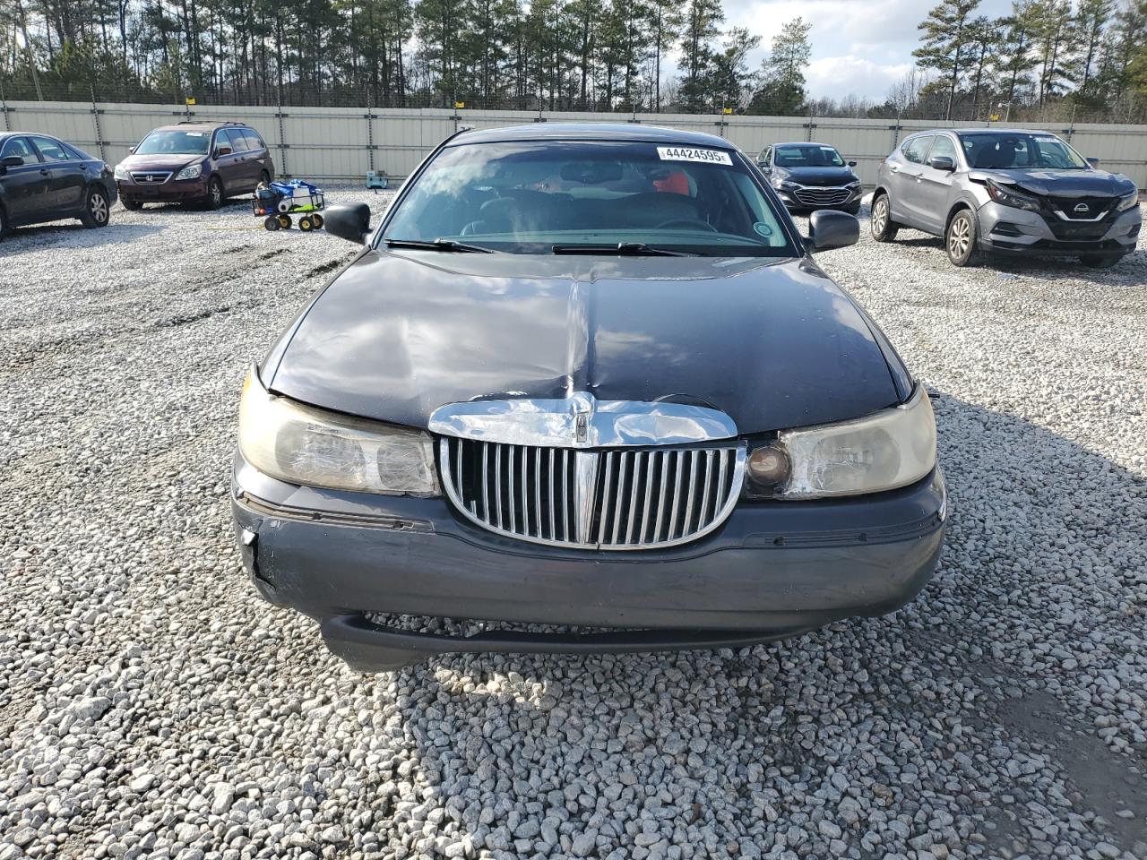 1999 Lincoln Town Car - Image 5