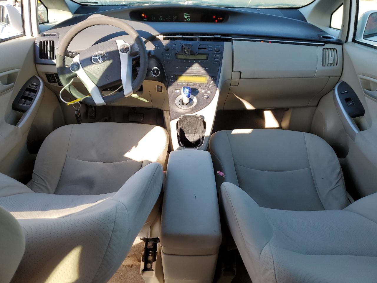 2011 Toyota Prius - Image 8