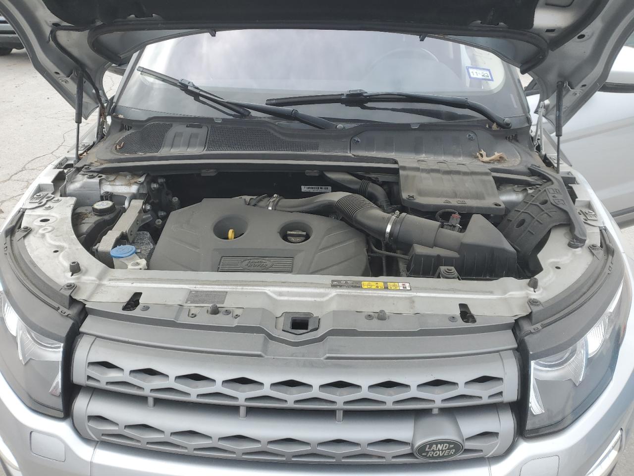 2015 Land Rover Range Rover - Image 12