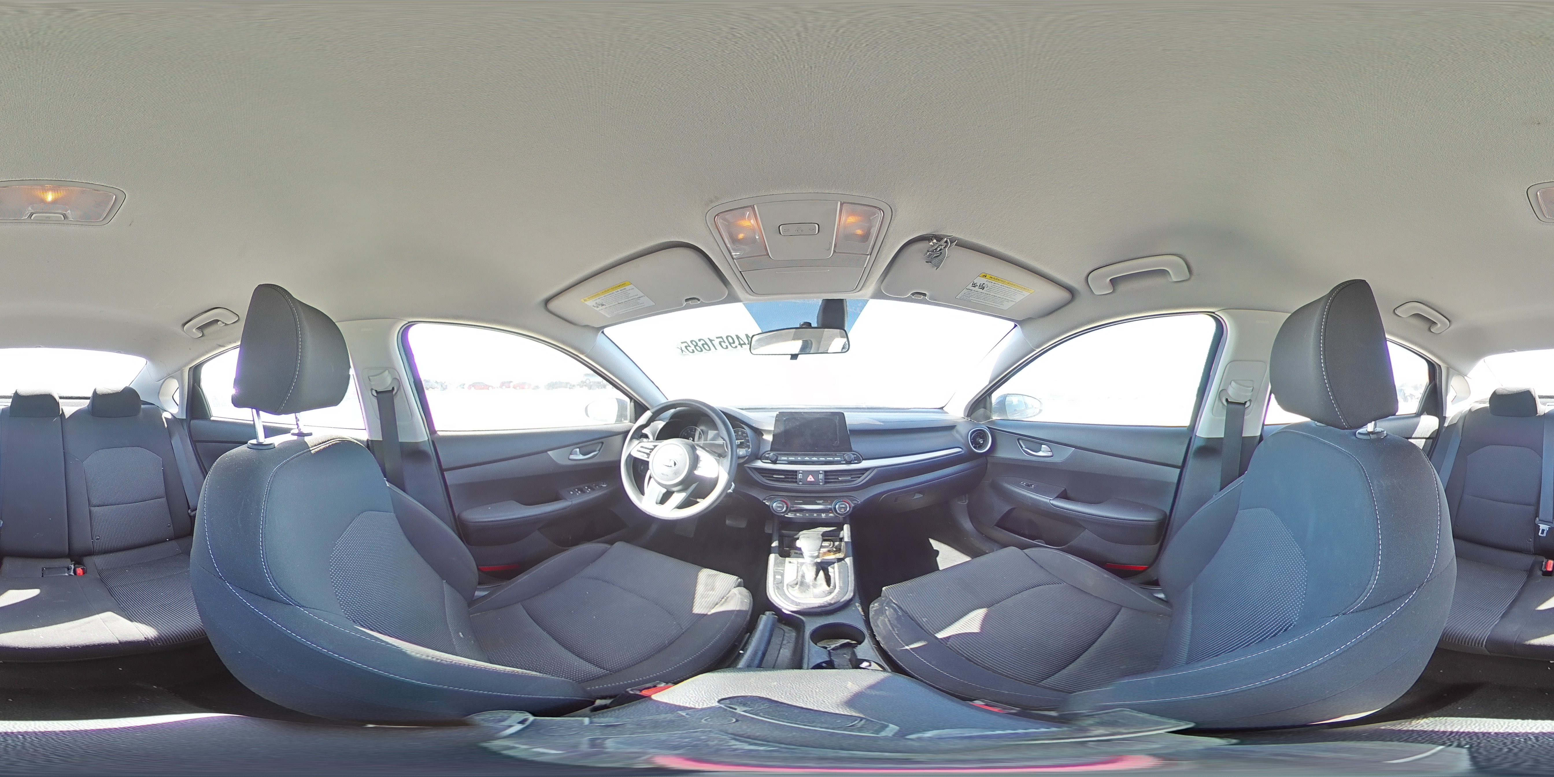 2019 Kia Forte - Image 13