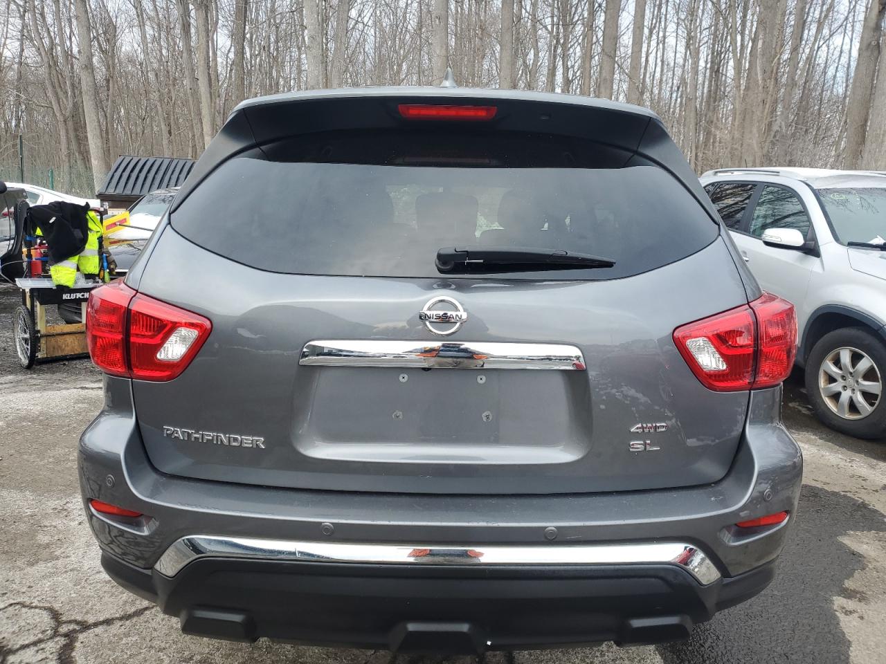 2019 Nissan Pathfinder - Image 6