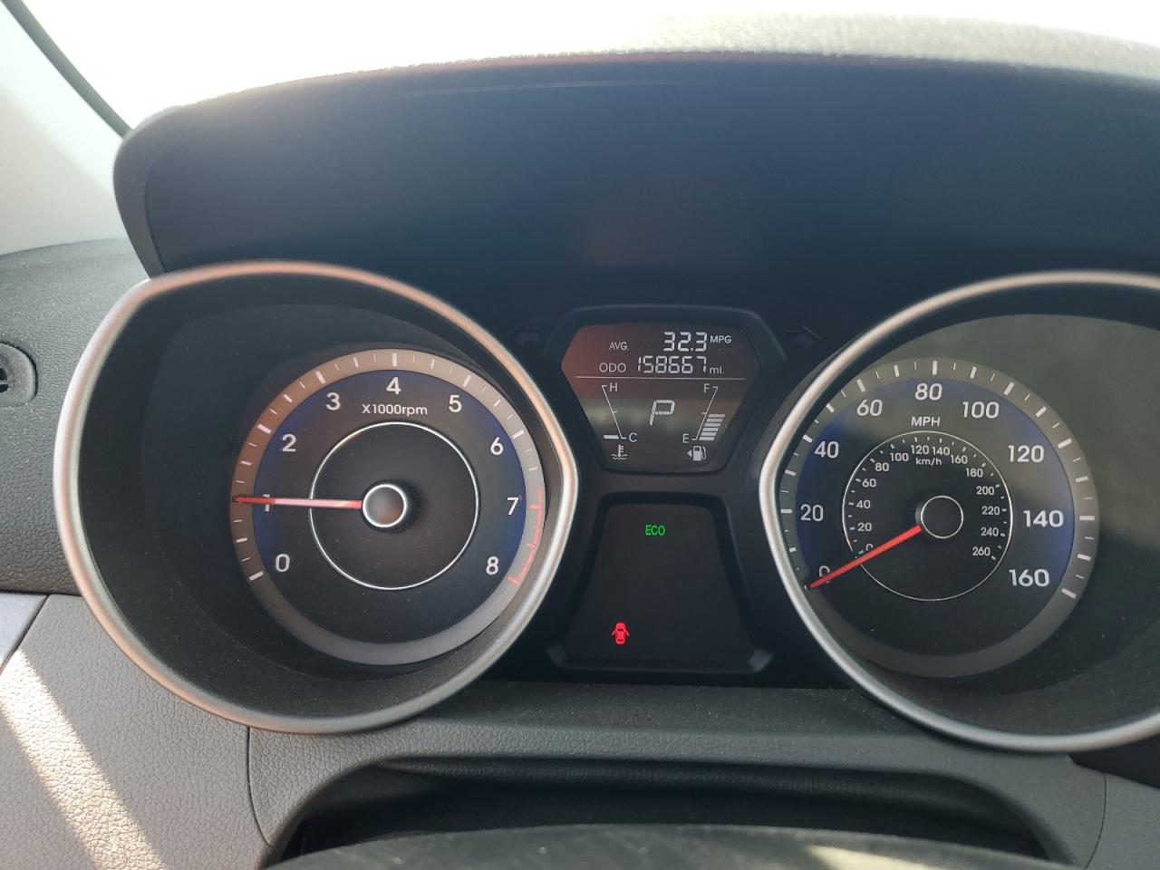 2013 Hyundai Elantra - Image 9