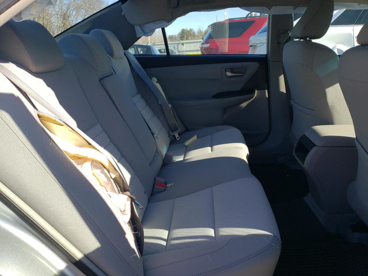 2016 Toyota Camry - Image 10