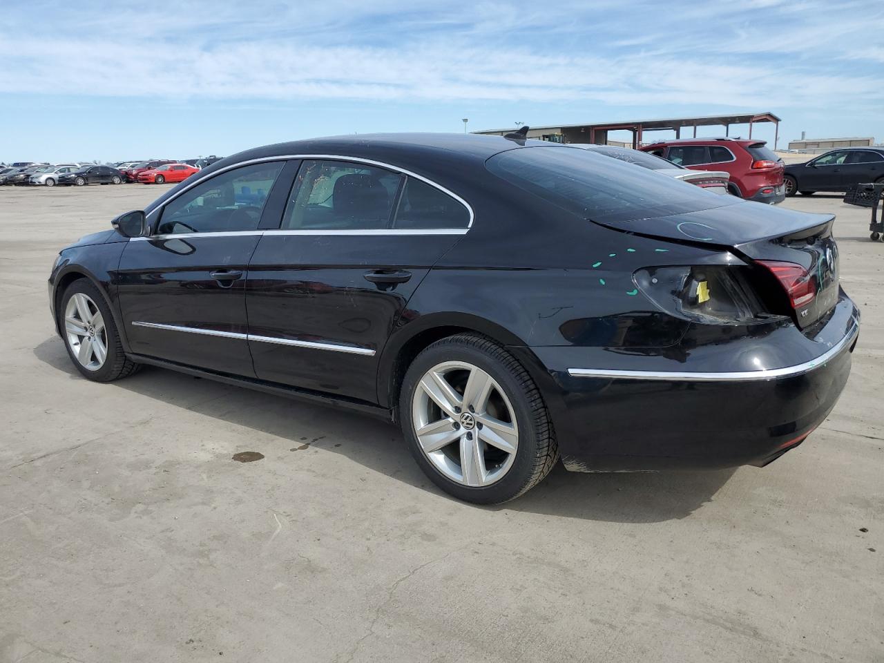 2014 Volkswagen Passat CC - Image 2