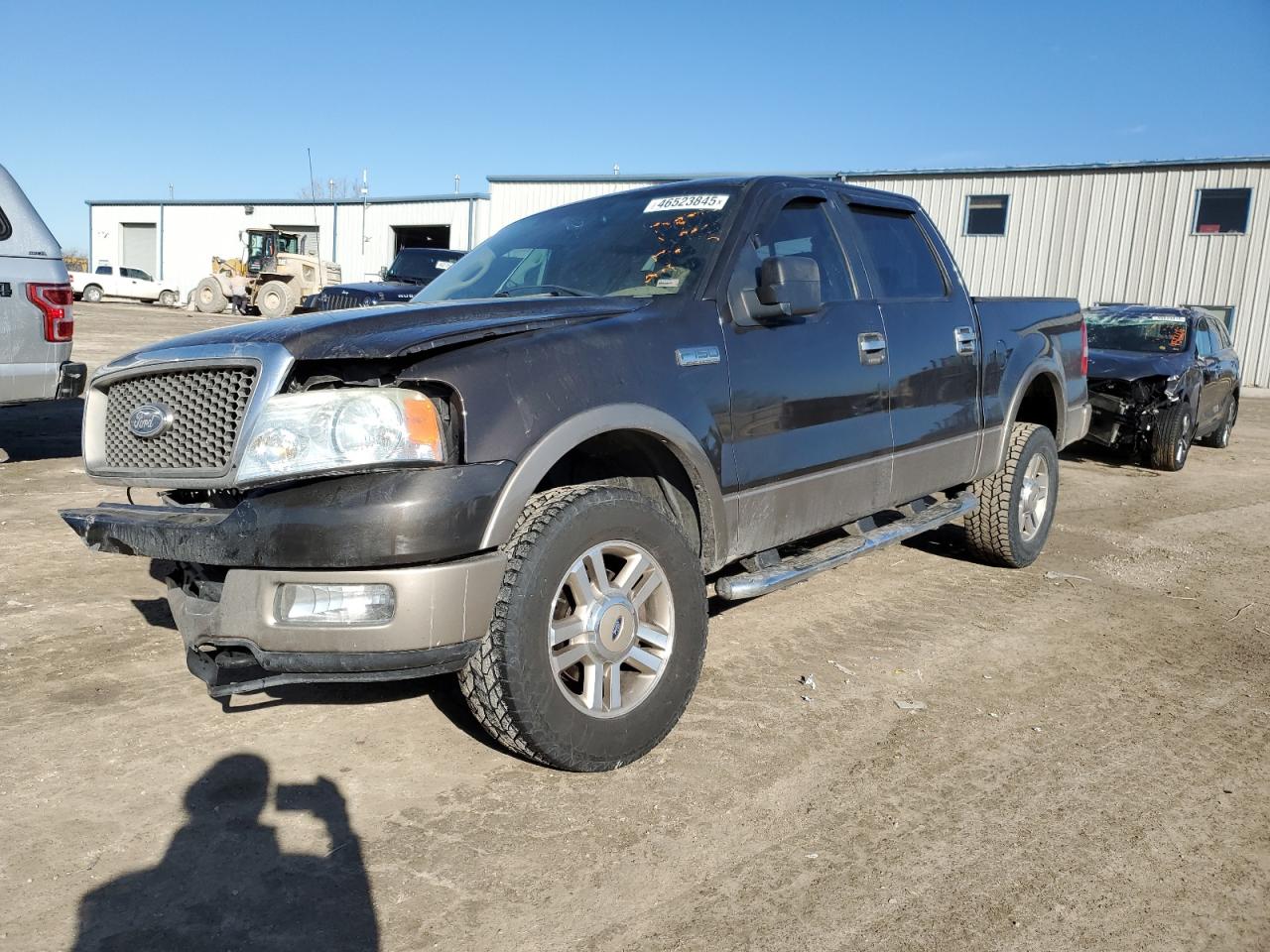 2005 Ford F150 Supercrew na sprzedaż w Kansas City, KS - Front End