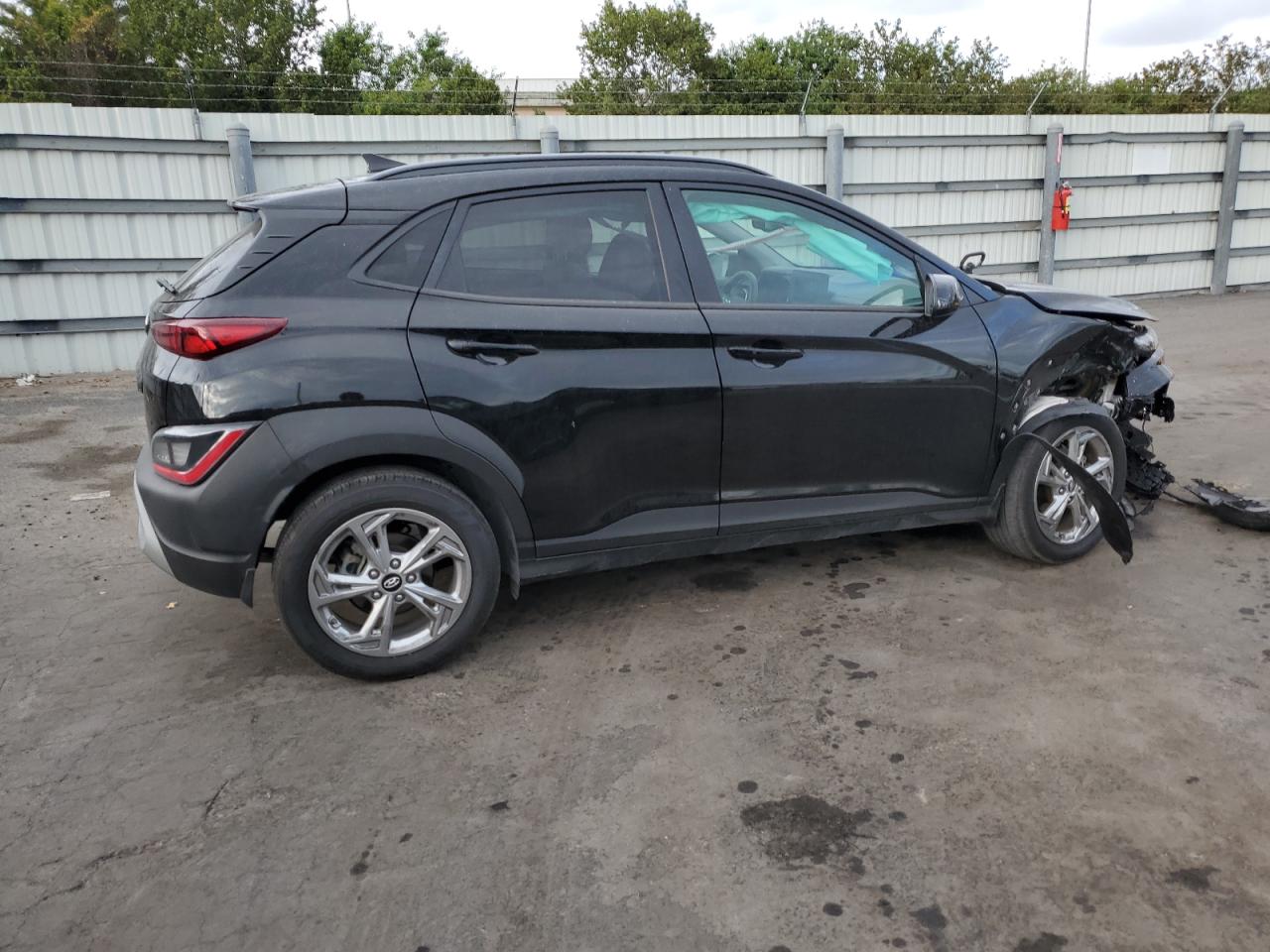2022 Hyundai Kona - Image 3