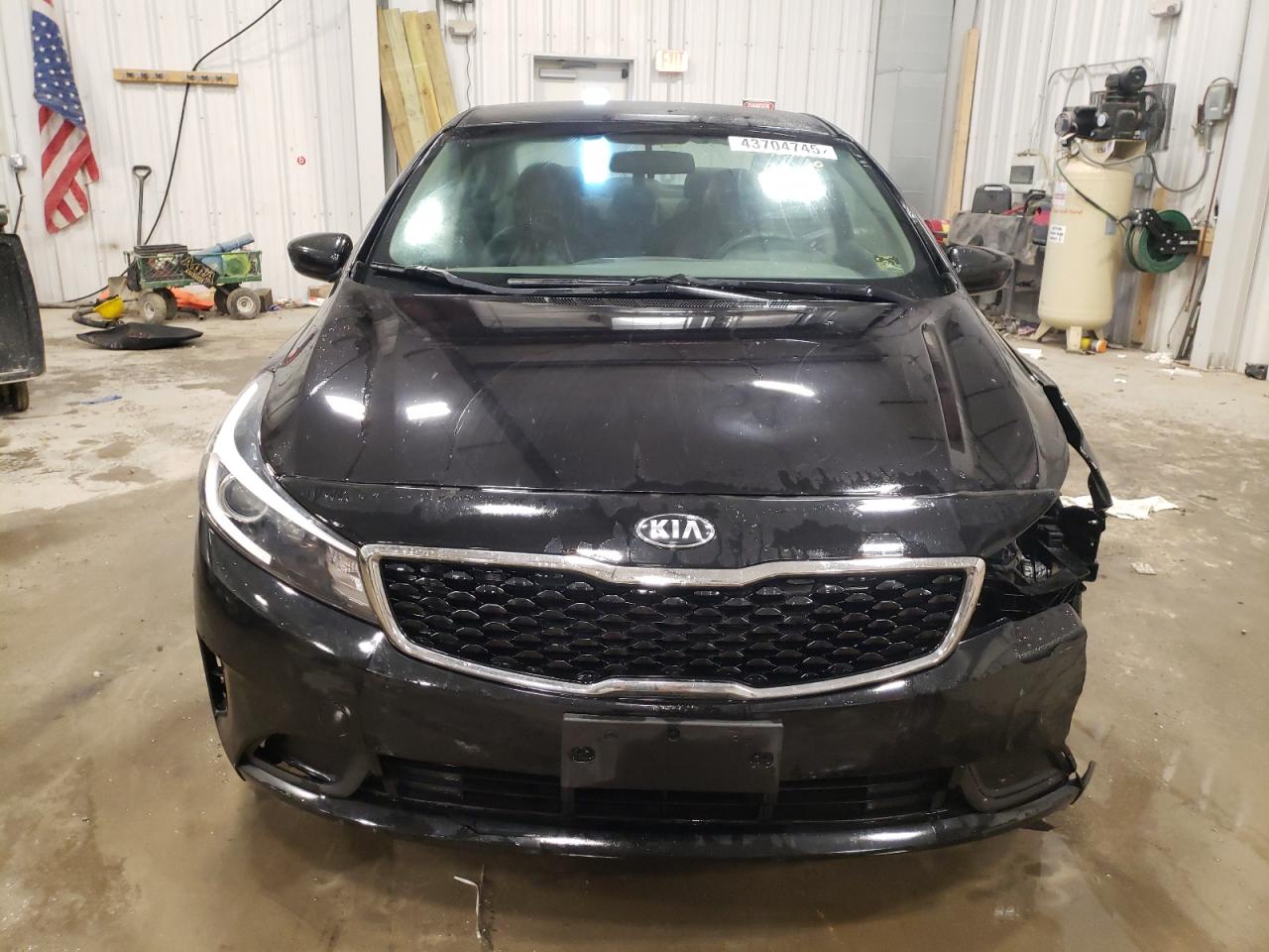 2018 Kia Forte - Image 5