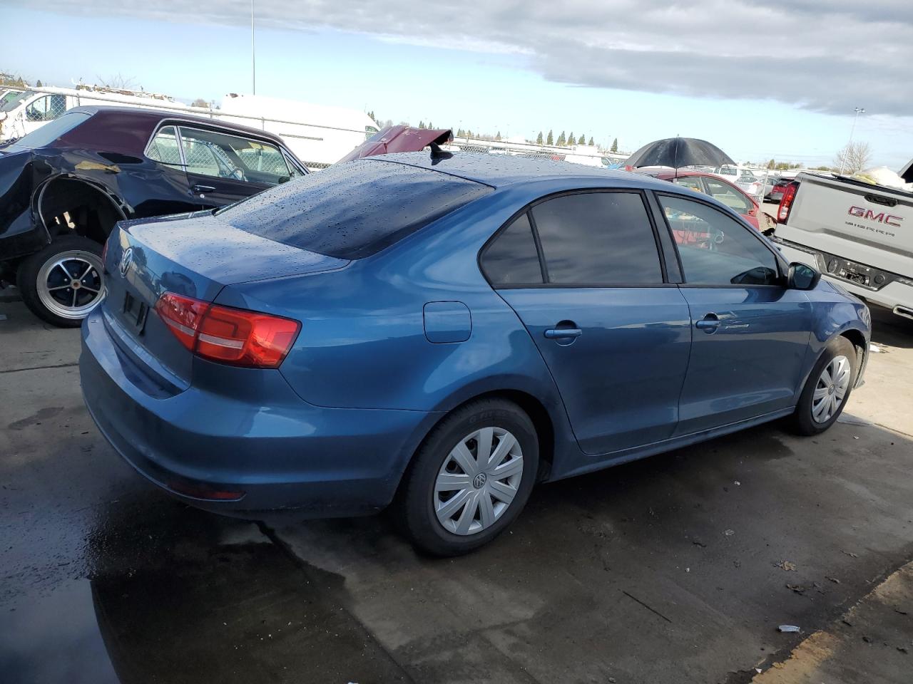 2015 Volkswagen Jetta - Image 3