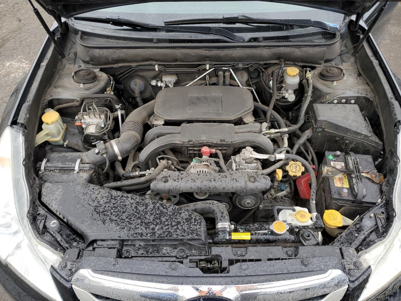 2012 Subaru Outback - Image 11